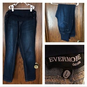 Evermore Denim Cropped Maternity Jeans